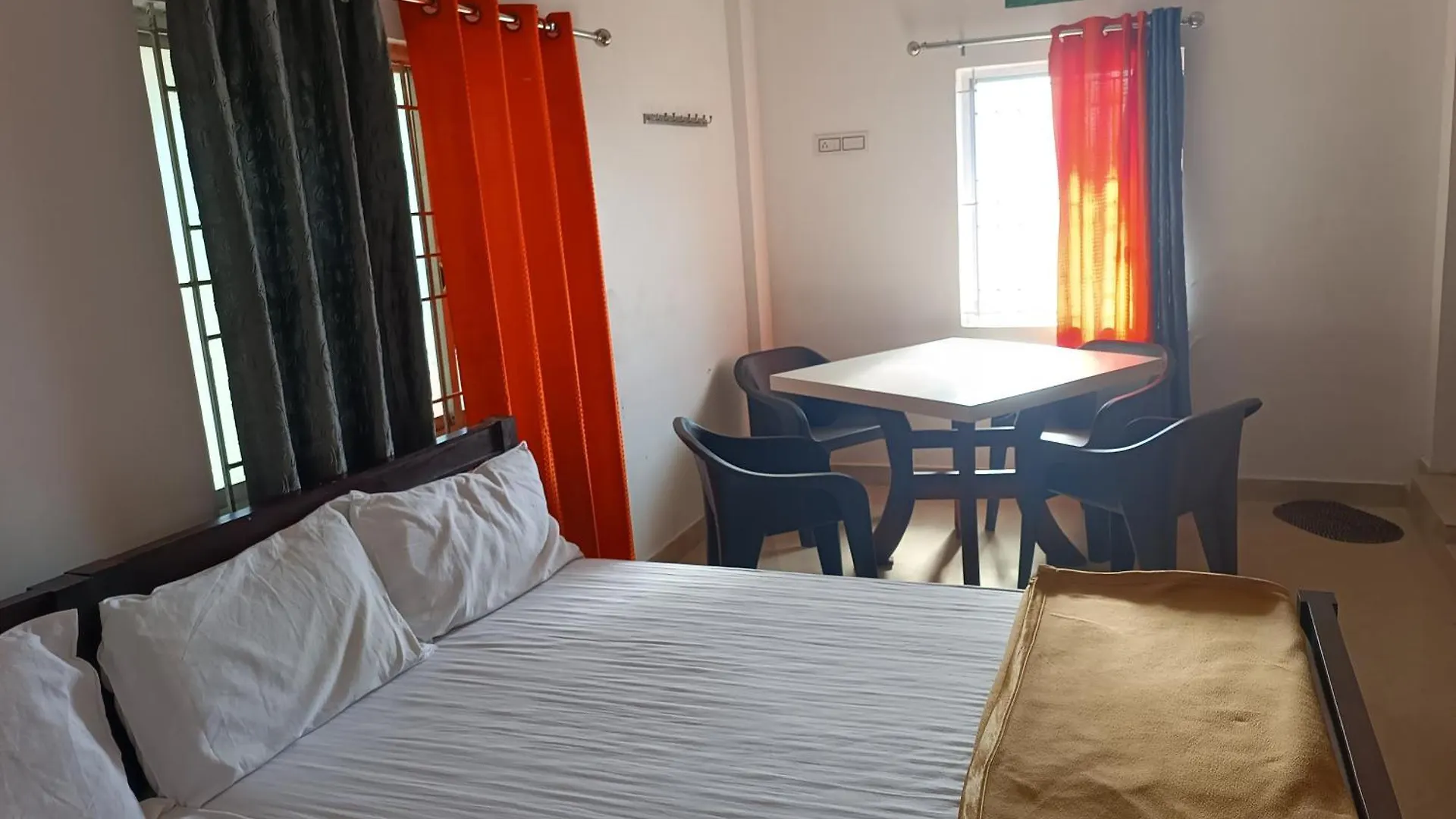 Homestay Dam Valley Home Stay Resort Parambikolam India